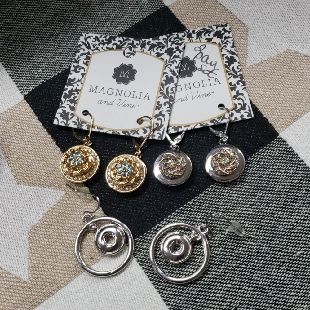 3 Pr. Magnolia and Vine earrings